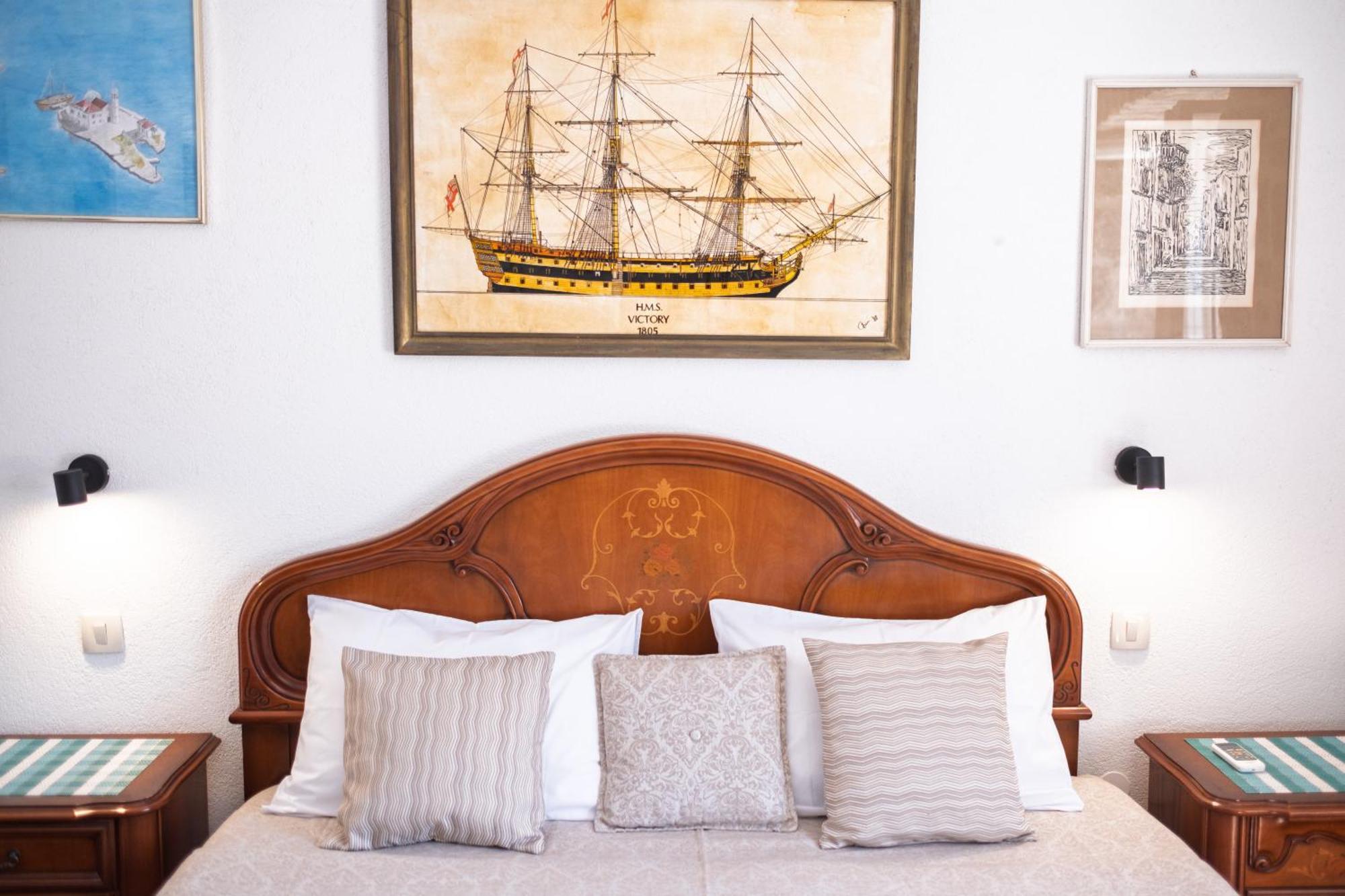 Bluemarine Rooms & Apartments Perast Exterior foto
